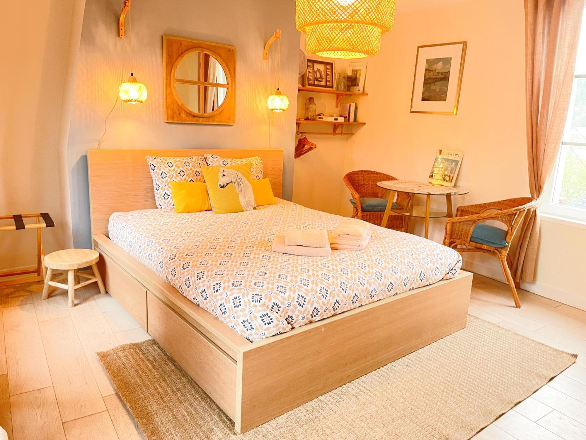 Clementines House Honfleur Hotel Room photo